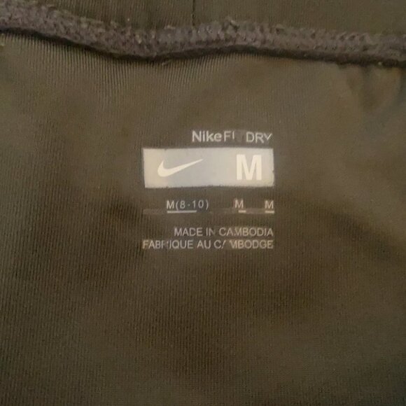 Nike Dri fit capri athletic leggings size medium - Picture 4 of 8